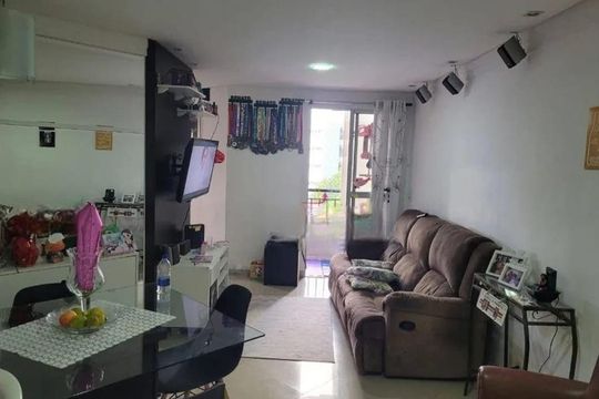 Sala de apartamento para alugar com 3 quartos, 65m² em São João Climaco, São Paulo
