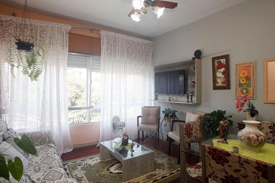 Apartamento à venda com 1 quarto, 45m² em Azenha, Porto Alegre