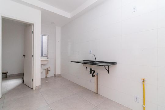 Cozinha de apartamento à venda com 1 quarto, 26m² em Vila Granada, São Paulo