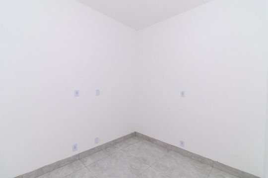 Quarto de apartamento à venda com 1 quarto, 28m² em Vila Granada, São Paulo