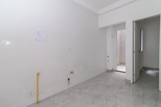 Cozinha de apartamento à venda com 1 quarto, 28m² em Vila Granada, São Paulo