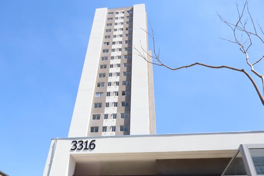 Fachada do Prédio de apartamento para alugar com 2 quartos, 42m² em Vila Ema, São Paulo