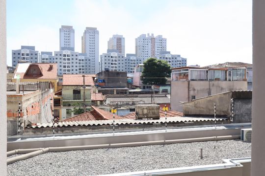 Vista da area de serviço de apartamento para alugar com 2 quartos, 42m² em Vila Ema, São Paulo