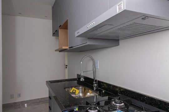 Cozinha de apartamento à venda com 2 quartos, 47m² em Vila Granada, São Paulo