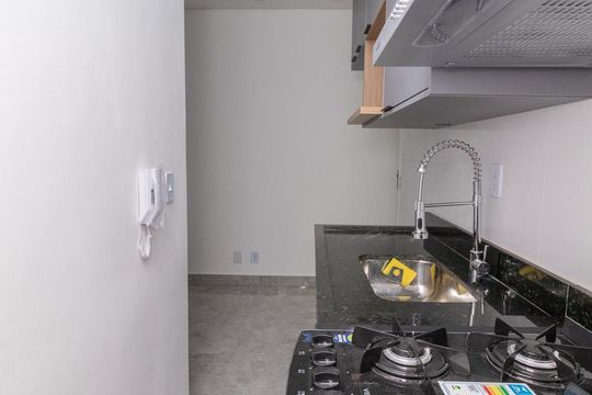 Cozinha de apartamento à venda com 2 quartos, 47m² em Vila Granada, São Paulo