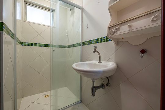 Banheiro de apartamento para alugar com 3 quartos, 100m² em Pinheiros, São Paulo