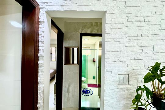 Corredor  de apartamento à venda com 2 quartos, 70m² em Vila Gopouva, Guarulhos