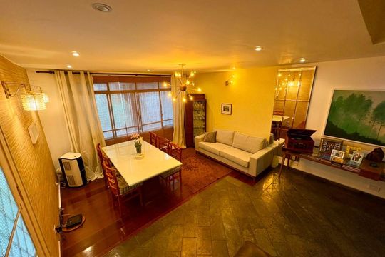Casa para alugar com 4 quartos, 200m² em Jardim Nossa Senhora Aparecida, São Paulo