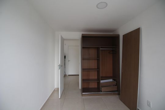 Quarto de apartamento à venda com 1 quarto, 40m² em Taquara, Rio de Janeiro