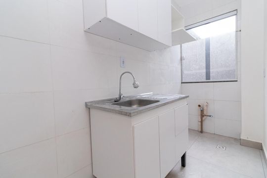 Cozinha de apartamento à venda com 2 quartos, 40m² em Vila Granada, São Paulo