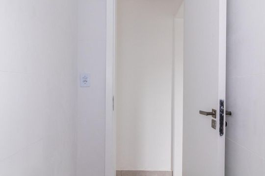 Banheiro de apartamento à venda com 2 quartos, 40m² em Vila Granada, São Paulo
