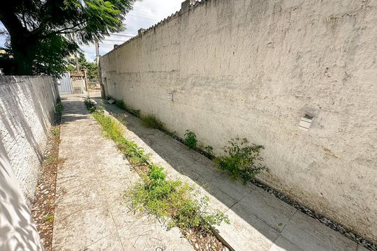 Garagem de casa para alugar com 2 quartos, 300m² em Ingleses do Rio Vermelho, Florianópolis