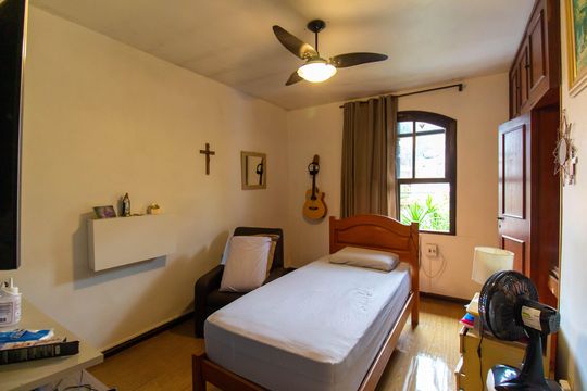 Casa à venda com 4 quartos, 120m² em Fonseca, Niterói