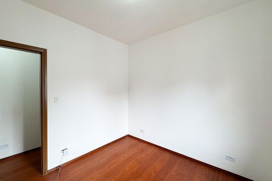 Quarto 2 de casa à venda com 3 quartos, 160m² em Vila Israel, São Bernardo do Campo