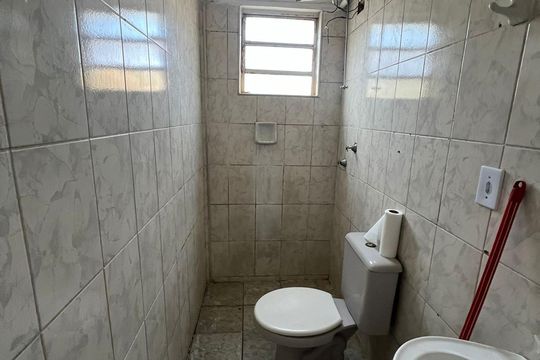 Banheiro de apartamento à venda com 2 quartos, 43m² em Itaquera, São Paulo