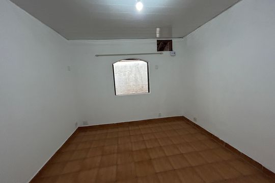 Quarto 2 de casa para alugar com 3 quartos, 170m² em Rocha Miranda , Rio de Janeiro