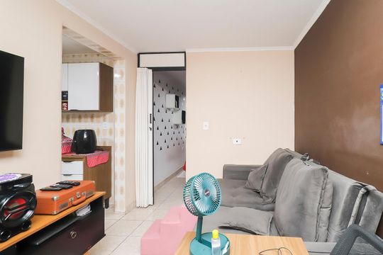 Sala de apartamento à venda com 2 quartos, 43m² em Conjunto Residencial José Bonifácio, São Paulo