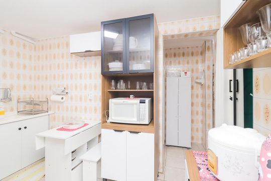 Cozinha de apartamento à venda com 2 quartos, 43m² em Conjunto Residencial José Bonifácio, São Paulo