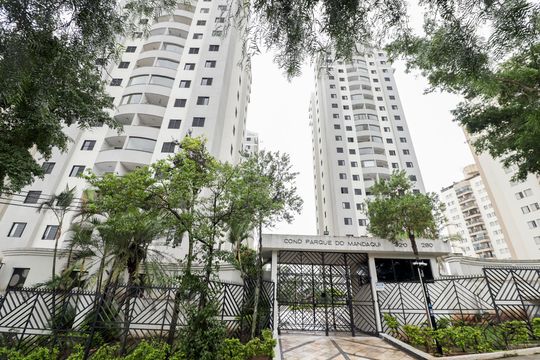 Fachada de apartamento à venda com 3 quartos, 65m² em Lauzane Paulista, São Paulo
