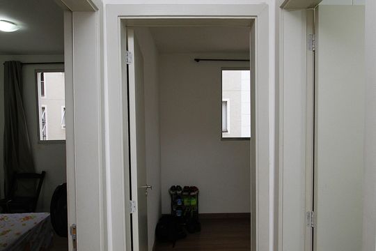 Corredor de apartamento à venda com 2 quartos, 49m² em Camargos, Belo Horizonte