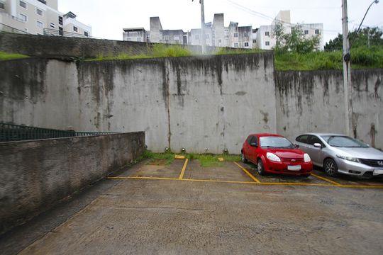 estacionamento de apartamento à venda com 2 quartos, 49m² em Camargos, Belo Horizonte