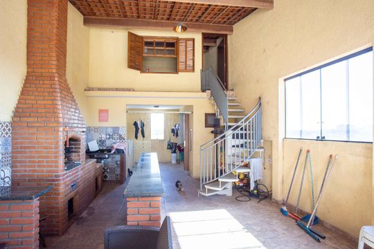 Espaço Gourmet de casa à venda com 4 quartos, 320m² em Campanário, Diadema