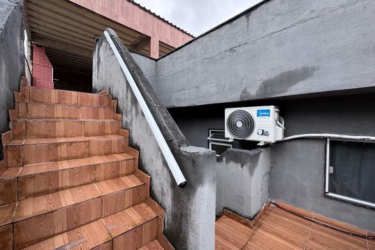 Terraço de casa à venda com 3 quartos, 200m² em Jacarepaguá, Rio de Janeiro