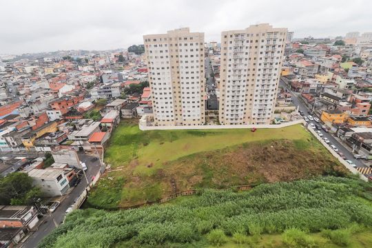 Vista do Quarto 1 de apartamento à venda com 2 quartos, 32m² em Vila Carmosina, São Paulo