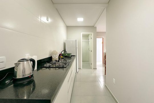 Cozinha de apartamento para alugar com 1 quarto, 50m² em Cachoeira do Bom Jesus, Florianópolis