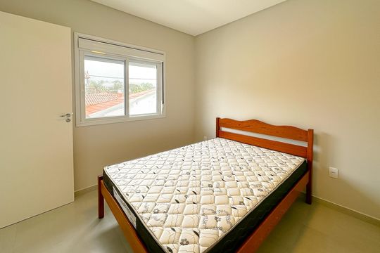 Quarto  de apartamento para alugar com 1 quarto, 50m² em Cachoeira do Bom Jesus, Florianópolis