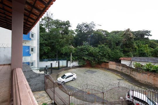 VISTA de casa à venda com 4 quartos, 360m² em Minas Brasil, Belo Horizonte
