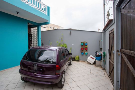 Garagem de casa à venda com 3 quartos, 178m² em Jardim Miriam, São Paulo