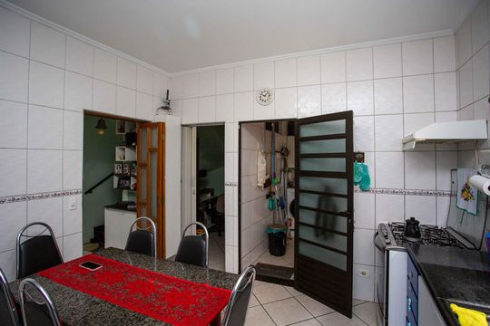 Cozinha de casa à venda com 3 quartos, 178m² em Jardim Miriam, São Paulo