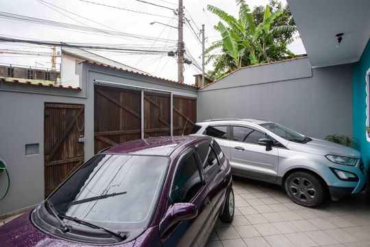 Garagem de casa à venda com 3 quartos, 178m² em Jardim Miriam, São Paulo