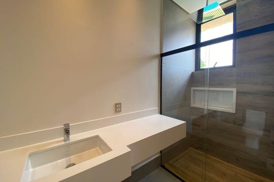 Casa de Condomínio à venda com 6 quartos, 576m² em Vila Hollândia, Campinas