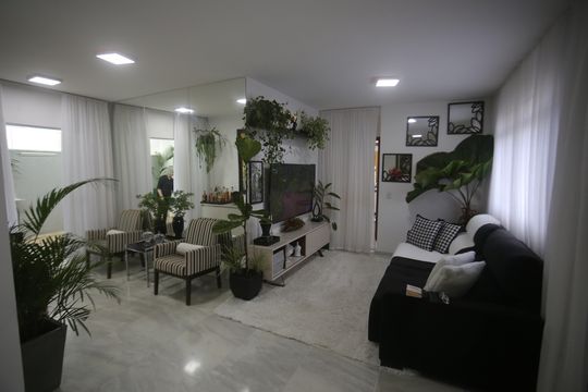 Sala de kitnet/studio para alugar com 1 quarto, 320m² em Barreiro, Belo Horizonte