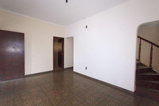 Casa para alugar com 4 quartos, 378m² em Venda Nova, Belo Horizonte