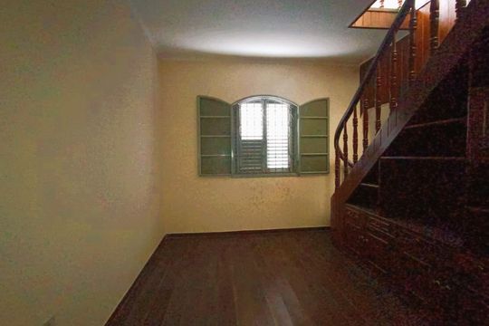 Casa para alugar com 4 quartos, 378m² em Venda Nova, Belo Horizonte