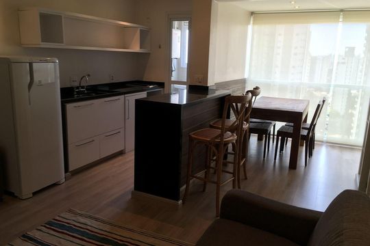 Cozinha de apartamento à venda com 1 quarto, 51m² em Campo Belo, São Paulo