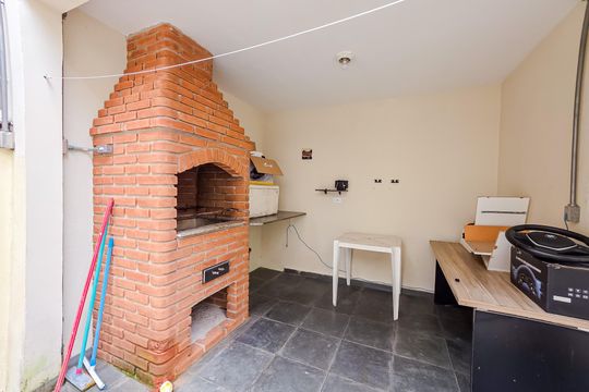Quintal de casa à venda com 3 quartos, 125m² em Vila Alto de Santo Andre, Santo André