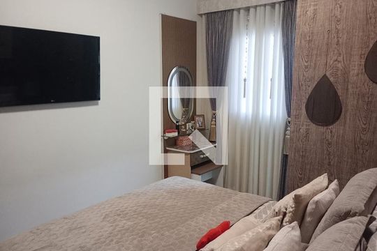 Casa à venda com 4 quartos, 250m² em Parque Sao Luis, São Paulo