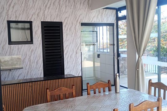 Casa à venda com 4 quartos, 250m² em Parque Sao Luis, São Paulo
