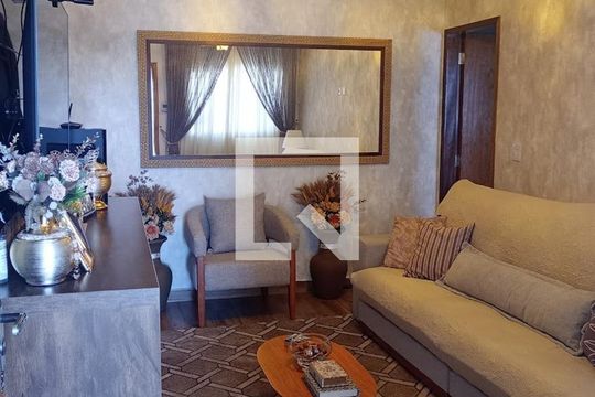 Casa à venda com 4 quartos, 250m² em Parque Sao Luis, São Paulo