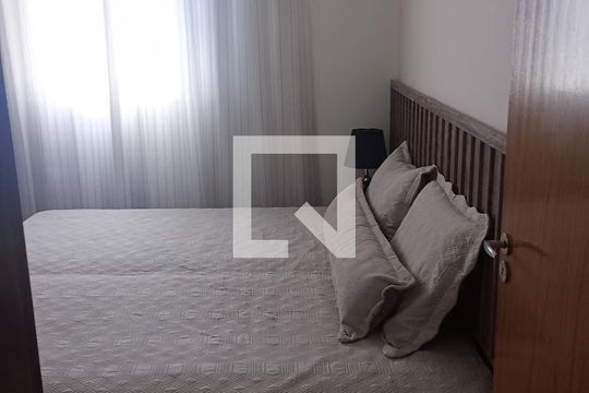 Casa à venda com 4 quartos, 250m² em Parque Sao Luis, São Paulo