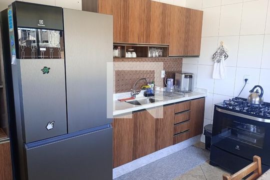 Casa à venda com 4 quartos, 250m² em Parque Sao Luis, São Paulo