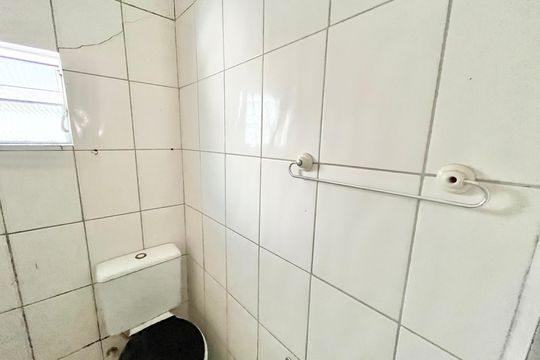 Banheiro de casa para alugar com 1 quarto, 33m² em Vila Aurora (zona Norte), São Paulo