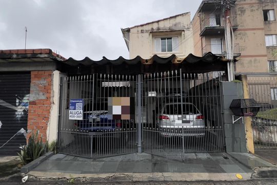 Fachada de casa para alugar com 2 quartos, 60m² em Jardim do Papai, Guarulhos