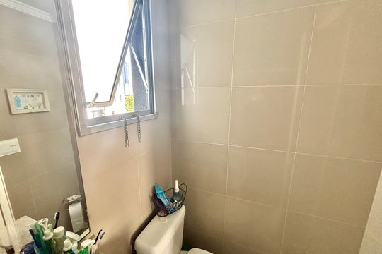Banheiro de apartamento à venda com 3 quartos, 60m² em Cidade Patriarca, São Paulo