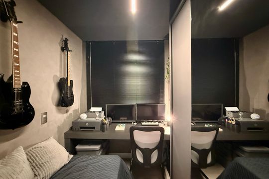 Quarto 2 de apartamento para alugar com 3 quartos, 94m² em Vila Cordeiro, São Paulo