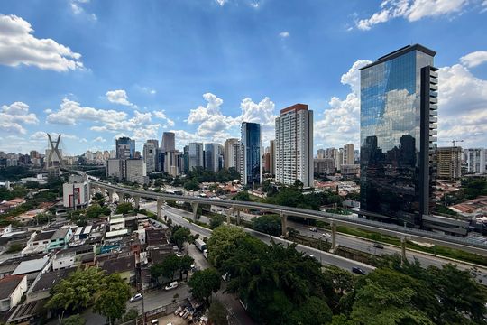 Vista  de apartamento para alugar com 3 quartos, 94m² em Vila Cordeiro, São Paulo